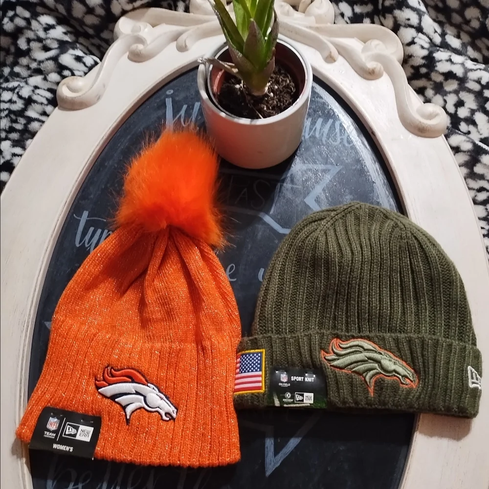 Bundle: Denver Bronco Beanie Set (2 piece)
